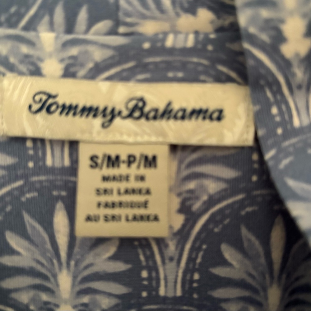 NWT TOMMY BAHAMA Short Robe Tropical Print Blue White Long Sleeve Size S/M P/M - Picture 3 of 6